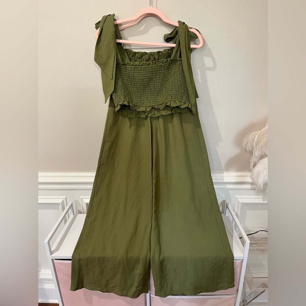 Cami NYC top (pants sold)